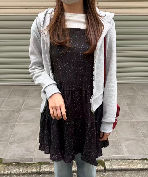 mebole(メボレ)の「ドットフリルキャミワンピース(ワンピース・レディース・ブラック/ホワイト・FREE)」の19枚目の写真