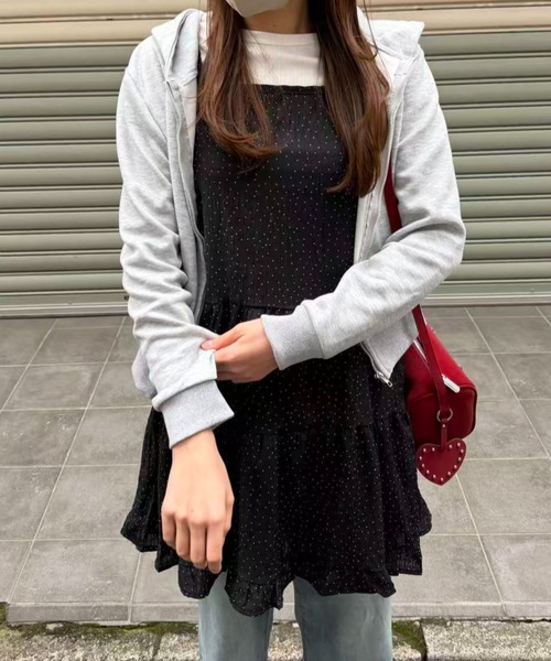 mebole(メボレ)の「ドットフリルキャミワンピース(ワンピース・レディース・ブラック/ホワイト・FREE)」の17枚目の写真