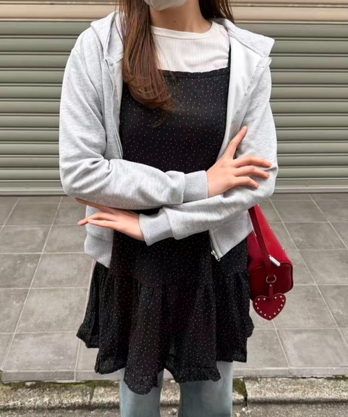 mebole(メボレ)の「ドットフリルキャミワンピース(ワンピース・レディース・ブラック/ホワイト・FREE)」の16枚目の写真
