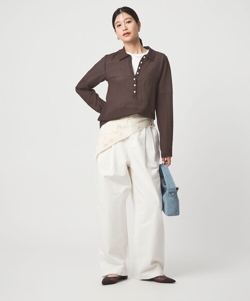 green label relaxing（グリーンレーベルリラクシング）の「【WEB限定】＜at ease＞シアー サッカーライク エリツキ プルオーバー カットソー（Tシャツ/カットソー・レディース・オフホワイト/ライトブルー/ダークブラウン・FREE）」の11枚目の写真