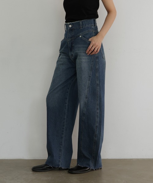 hellam（へラム）の「切り替えカーブデザインデニム（デニムパンツ・レディース・ライトブルー/グレー/ブルー・SMALL/MEDIUM）」の17枚目の写真