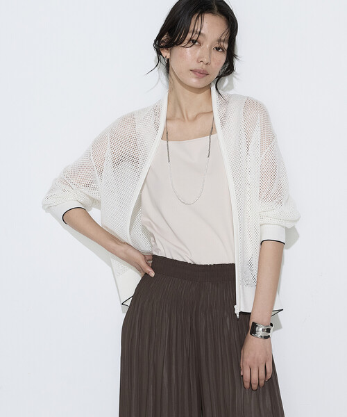 K.T KIYOKO TAKASE(キヨコタカセ)の「リネンメッシュ ジップアップカーディガン(カーディガン/ボレロ・レディース・キナリ/ネイビー/オフホワイト・FREE)」の2枚目の写真