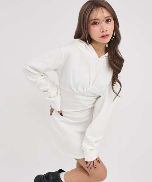 ANAP(アナップ)の「パーカー ミニワンピ(ワンピース・レディース・ホワイト/ブラック/グレー・F)」の6枚目の写真