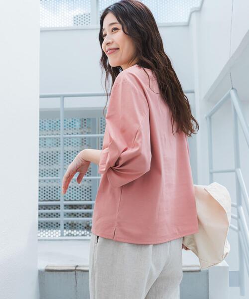 URBAN RESEARCH DOORS（アーバンリサーチドアーズ）の「『仁村紗和さん着用』『UR TECH』サマシェアツイストスリーブプルオーバー｜接触冷感/UVカット/抗菌/防臭/通勤（Tシャツ/カットソー・レディース・ネイビー/ピンク/オフホワイト・FREE）」の16枚目の写真