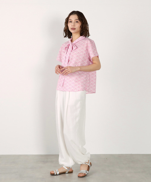 LOGEMENT DE CLAIRE（ロジュモンドクレール）の「【LOURMARIN】リバティプリントボウタイブラウス（シャツ/ブラウス・レディース・ベージュ/ピンク・FREE）」の10枚目の写真