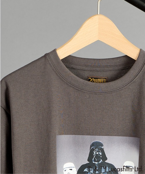 ARTCHIVES MALIBU（アートカイブス マリブ）の「【 Chadwick Products / チャドウィック プロダクツ 】STAR WARS DARTH VADER X STORM TROOPER TEE（Tシャツ/カットソー・メンズ・ホワイト/チャコールグレー・M/L/XL）」の6枚目の写真