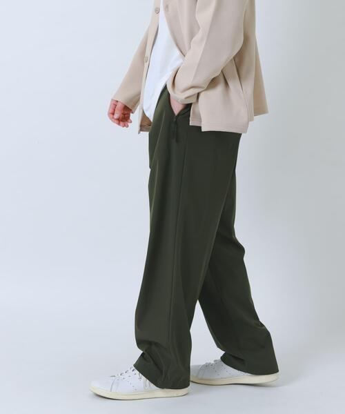 ITEMS URBANRESEARCH(アイテムズ アーバンリサーチ)の「『接触冷感/吸水速乾/イージーケア』多機能ナイロンストレッチイージーパンツ(その他パンツ・メンズ・チャコールグレー/カーキ/ブラック・MEDIUM/LARGE)」の22枚目の写真