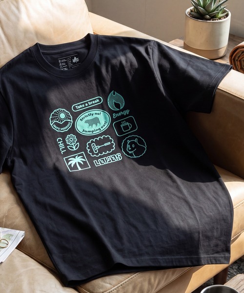 LOGOS(ロゴス)の「【LOGOS/ロゴス】アソート グラフィックデザイン 半袖Tシャツ(Tシャツ/カットソー・メンズ・オレンジ系1/ホワイト系3/ホワイト系4/ホワイト系1/ホワイト系5/オレンジ系2/ホワイト系6/ホワイト系2/ブラック系2/ホワイト系7/ブラック系1/グレー系2/グレー系3/ホワイト系8/ブラック系3/グレー系1・XS/S/XL/M/L)」の11枚目の写真
