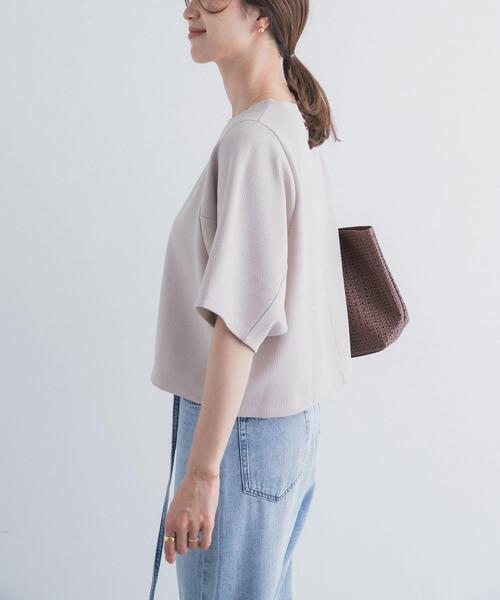 URBAN RESEARCH DOORS（アーバンリサーチドアーズ）の「袖ボリュームクロップドプルオーバー（Tシャツ/カットソー・レディース・ネイビー/オフホワイト/ベージュ系その他・FREE）」の13枚目の写真