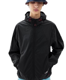 SUNLOVE（サンラブ）の「Frame Light Jacket（マウンテンパーカー）」