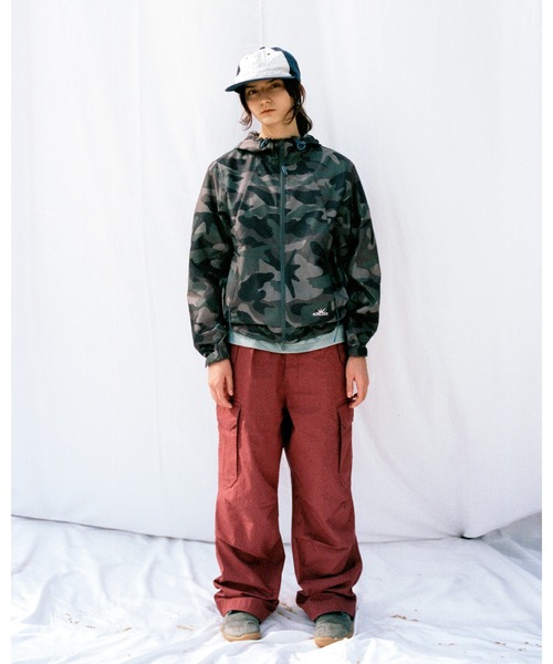 SUNLOVE(サンラブ)の「Frame Light Jacket(マウンテンパーカー・レディース・カモフラージュ/グリーン系その他/ブラック/マルチ・S/M/L/XL)」の9枚目の写真