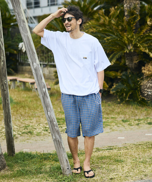 FREAK'S STORE(フリークスストア)の「FREAK'S STORE for BEACH & FES リラックスフィット ワンポイントロゴ スピンドル ポケットTシャツ/紫外線防止(UPF50+)/接触冷感/吸水速乾(Tシャツ/カットソー・メンズ・ライトグレー/ホワイト/ブラック/オリーブ/サックスブルー/チャコールグレー/ベージュ/イエロー・MEDIUM/SMALL/LARGE)」の9枚目の写真