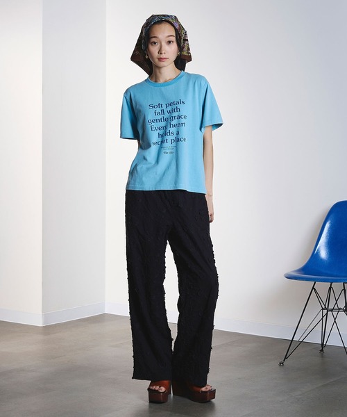 ROSE BUD（ローズバッド）の「3D FLORAL EMBROIDERY PANTS（その他パンツ・レディース・ホワイト/ブラック・ONE SIZE）」の9枚目の写真