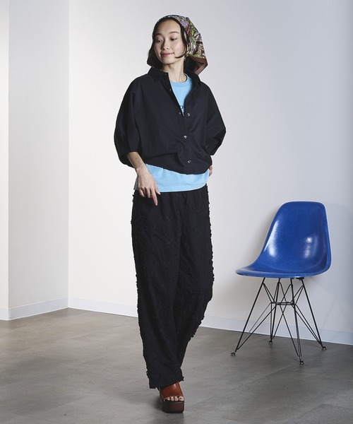 ROSE BUD（ローズバッド）の「3D FLORAL EMBROIDERY PANTS（その他パンツ・レディース・ホワイト/ブラック・ONE SIZE）」の8枚目の写真