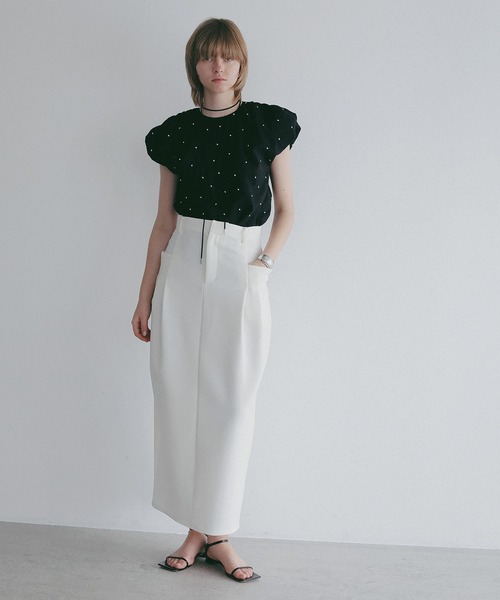 MANOF(マノフ)の「I LINE POCKET SKIRT(スカート・レディース・ホワイト/ブラック・S/M)」の3枚目の写真