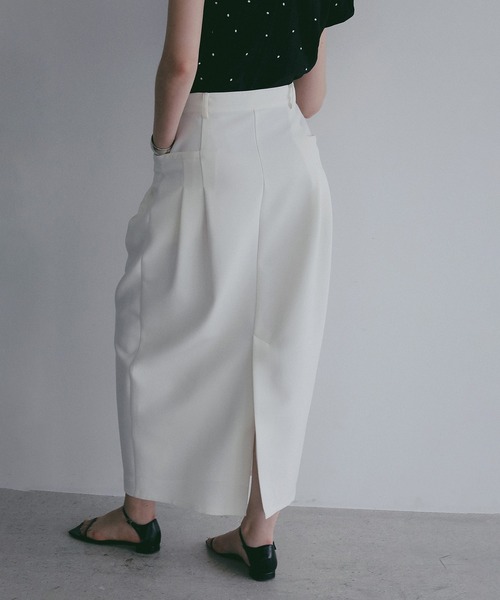 MANOF(マノフ)の「I LINE POCKET SKIRT(スカート・レディース・ホワイト/ブラック・S/M)」の10枚目の写真