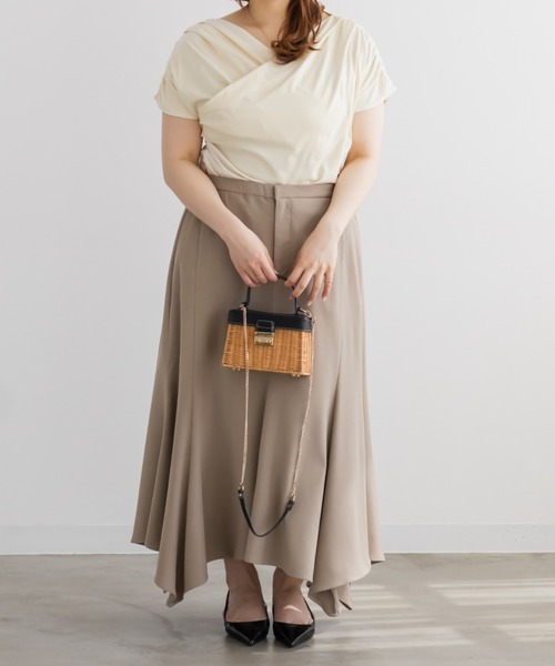 CLETTE（クレット）の「CLETTEオリジナルドレープカシュクールプルオーバー（Tシャツ/カットソー・レディース・パープル/ブラック/アイボリー・4L/3L/LL）」の6枚目の写真