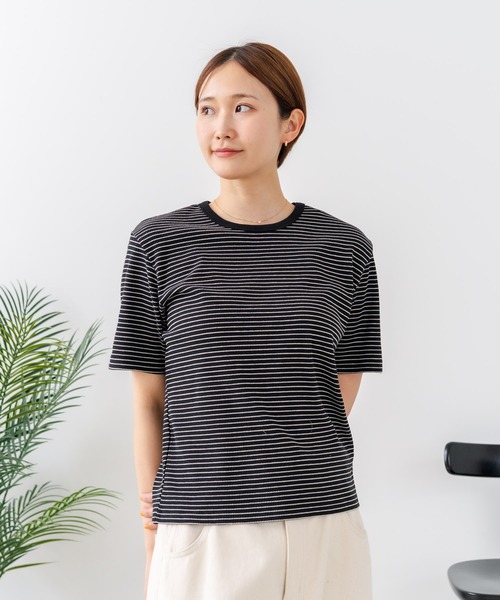 fort point(フォーポイント)の「【C-FORTPOINT/フォートポイント】【細見え スタイルアップ効果】細ボーダー ジャガードリブTシャツ 着痩せ きれいめ オフィス 通勤 大人カジュアル フレンチシック(Tシャツ/カットソー・レディース・ブラック/ネイビー/アイボリー/ライトブラウン/杢グレー・ONE SIZE)」の16枚目の写真