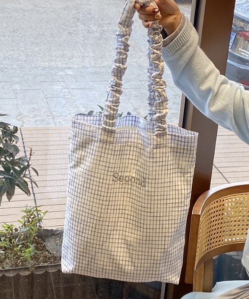 Teem Store(チームストア)の「【大容量/A4対応】チェック柄ギャザーハンドルトートバッグ(トートバッグ・レディース・イエロー/ブルー/ホワイト・F)」の18枚目の写真