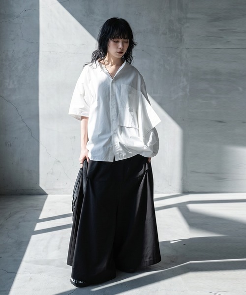 antiqua(アンティカ)の「綿100 フラップデザイン シャツ(シャツ/ブラウス・レディース・ホワイト/ブラック・R/P)」の13枚目の写真