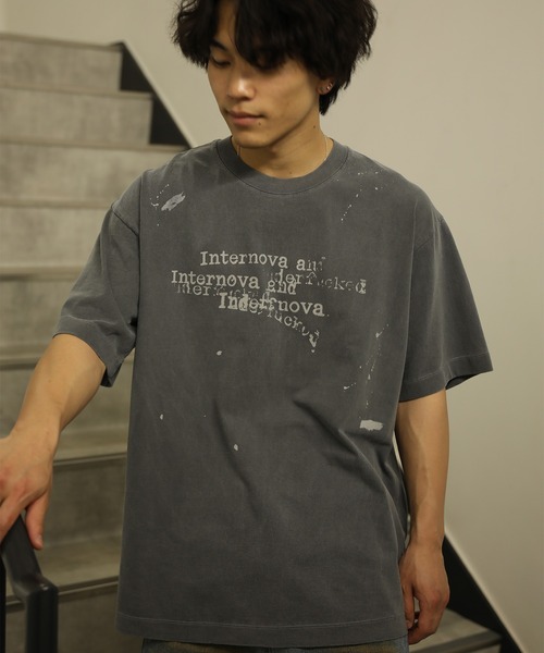 HOOK(フック)の「HOOK タイプライター × ペイントスプラッシュ ウォッシュ オーバーサイズT (SS)(Tシャツ/カットソー・メンズ・ブラック/オフホワイト/グレー・L/M)」の5枚目の写真