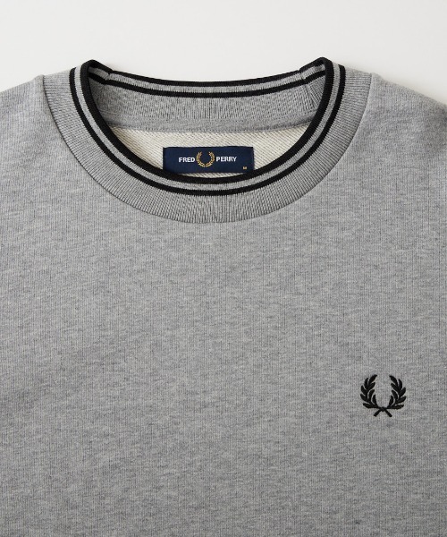 FRED PERRY（フレッドペリー）の「[FRED PERRY/フレッドペリー] ツインティップライン オーバーサイズ ワンポイントロゴ刺繍スウェット（スウェット・レディース・グレー/ダークブラウン/ブラック・M/L/S）」の19枚目の写真