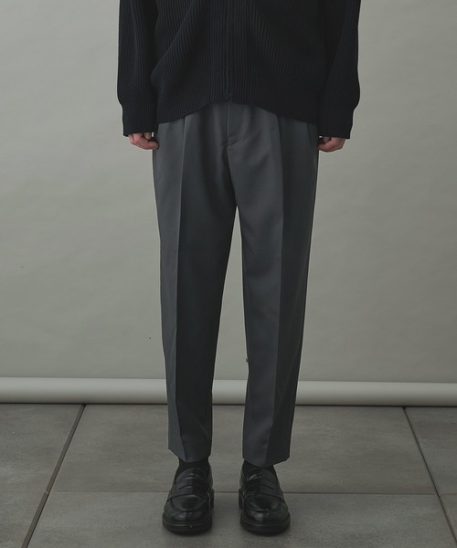 N.HOOLYWOOD(N.ハリウッド)の「【N.HOOLYWOOD】2252-PT07-004 WIDE TAPERED PANTS(スラックス・メンズ・ダークグレー/ブラック・36/38)」の1枚目の写真
