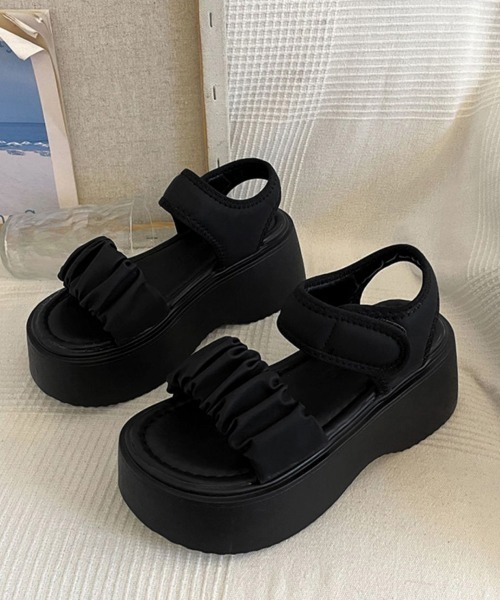 Miniministore（ミニミニストア）の「厚底ギャザーベルトサンダル韓国風美脚軽量（サンダル・レディース・オフホワイト/ブラック・22.5cm/23.0cm/23.5cm/24.0cm/24.5cm）」の9枚目の写真