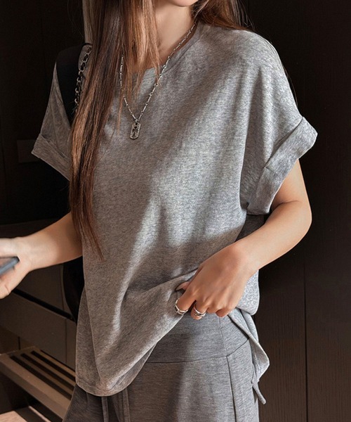 GLAMOROUS JANE(グラマラスジェーン)の「スラブ袖ロールアップTシャツ(Tシャツ/カットソー・レディース・ホワイト/ブラック/グレー・FREE)」の10枚目の写真