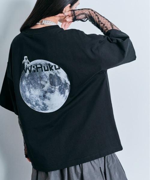 W:Huku(フーク)の「コスモ バック プリント ビッグ Tシャツ(Tシャツ/カットソー・レディース・ブラック/オフホワイト・FREE)」の11枚目の写真