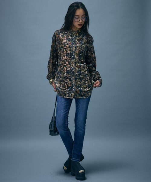 GEVS.（ジェイヴィス）の「ペンシルジーンズ＜大きいサイズ有＞GEVS.（デニムパンツ・レディース・ブルー系/ネイビー系・122/114/106/98/96/92/88/84/80/76/73）」の5枚目の写真