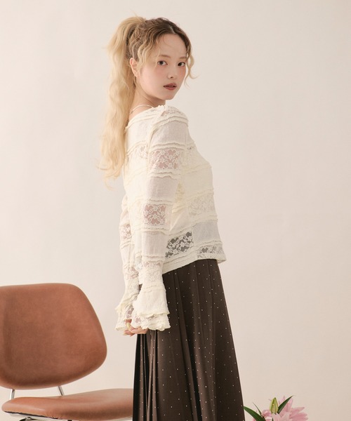 loin nuit(ロワンニュイ)の「bell sleeve lace tops / ベルスリーブレーストップス(Tシャツ/カットソー・レディース・ブラック/ホワイト系その他2/グリーン/アイボリー/ホワイト系その他・FREE)」の7枚目の写真