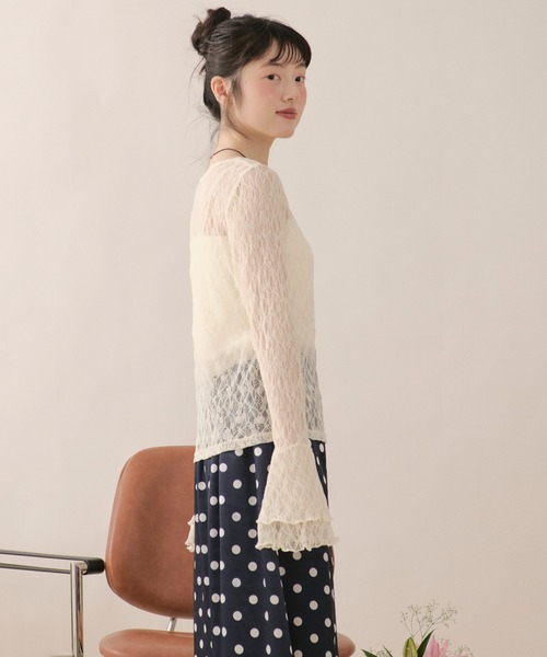 loin nuit(ロワンニュイ)の「bell sleeve lace tops / ベルスリーブレーストップス(Tシャツ/カットソー・レディース・ブラック/ホワイト系その他2/グリーン/アイボリー/ホワイト系その他・FREE)」の20枚目の写真