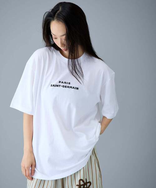 PARIS SAINT-GERMAIN(パリサンジェルマン)の「【Paris Saint-Germain / パリ・サン=ジェルマン】 JP BACK EMBLEM TEE(Tシャツ/カットソー・メンズ・ブラウン/ブラック/ホワイト・SMALL/MEDIUM/LARGE/X-LARGE)」の2枚目の写真