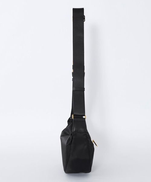 VIOLAd'ORO(ヴィオラドーロ)の「【VIOLAd'ORO】ナイロンボディバッグ-BIANCA Nylon bag(ボディバッグ/ウエストポーチ・レディース・ブラック・FREE)」の11枚目の写真