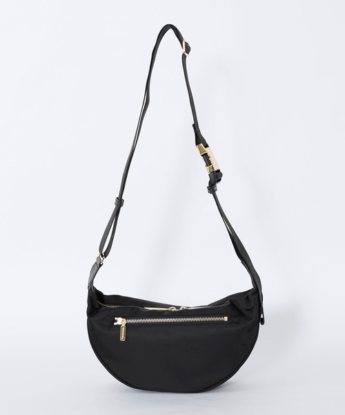 VIOLAd'ORO(ヴィオラドーロ)の「【VIOLAd'ORO】ナイロンボディバッグ-BIANCA Nylon bag(ボディバッグ/ウエストポーチ・レディース・ブラック・FREE)」の12枚目の写真