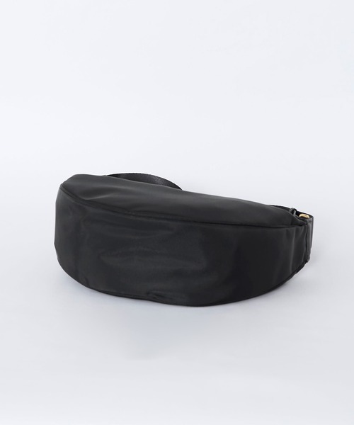 VIOLAd'ORO(ヴィオラドーロ)の「【VIOLAd'ORO】ナイロンボディバッグ-BIANCA Nylon bag(ボディバッグ/ウエストポーチ・レディース・ブラック・FREE)」の13枚目の写真