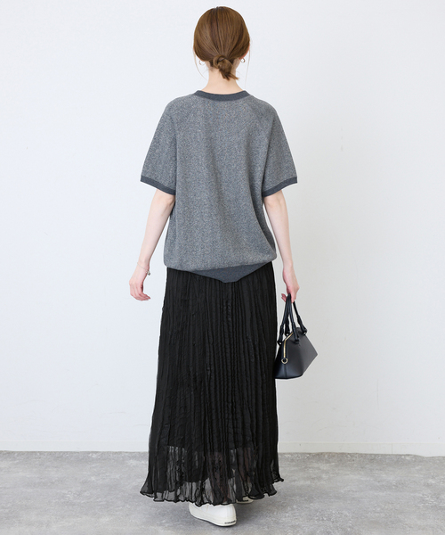 SLOBE IENA（スローブイエナ）の「《WEB限定カラーあり》エンブロイダリーワッシャープリーツスカート（スカート・レディース・ブラック系その他/ブラウン/ブラック・FREE）」の7枚目の写真