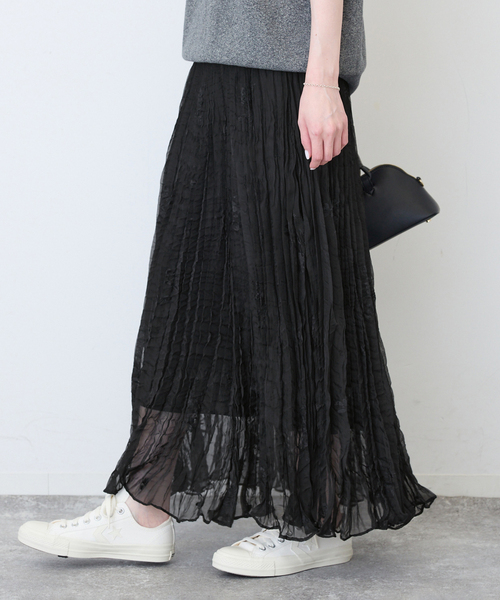 SLOBE IENA（スローブイエナ）の「《WEB限定カラーあり》エンブロイダリーワッシャープリーツスカート（スカート・レディース・ブラック系その他/ブラウン/ブラック・FREE）」の11枚目の写真