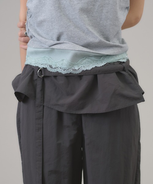 apres jour mignon(アプレジュールミニョン)の「ウエストフリルパンツ(その他パンツ・レディース・チャコールグレー/オフホワイト・フリー/LARGE)」の8枚目の写真