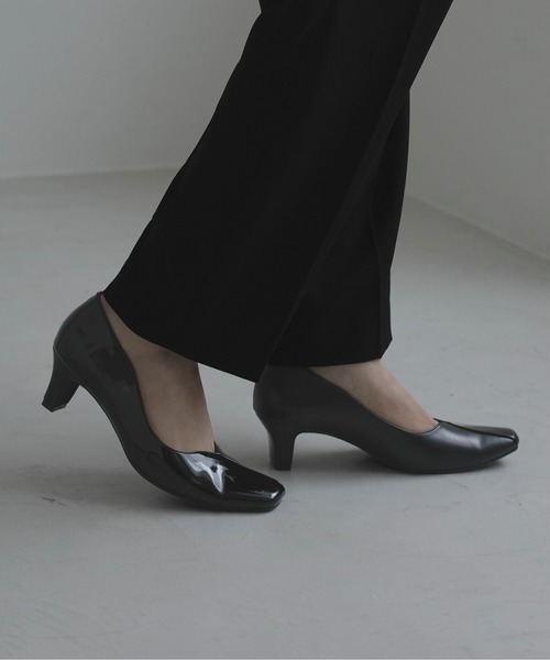 RUIRUE BOUTIQUE(ルイルエブティック)の「クロスデザイン ヒール パンプス | パンプス・オケージョンパンプス・靴・結婚式パンプス・フォーマルパンプス・パーティーシューズ・きれいめパンプス(パンプス・レディース・ブラック/アイボリー/ベージュ・23.5cm/23cm/24.5cm/24cm/22.5cm)」の2枚目の写真