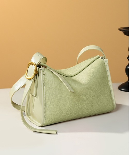 NiiNa(ニーナ)の「【 NiiNa / ニーナ 】高品質レザーソフトトートバッグ(ナチュラルフォルム)(トートバッグ・レディース・グリーン・FREE)」の1枚目の写真