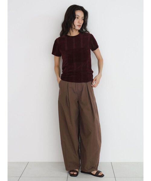 FIKA.（フィーカ）の「Flocky HS Tee（Tシャツ/カットソー・レディース・ブラック/ベージュ/ワインレッド・FREE）」の7枚目の写真