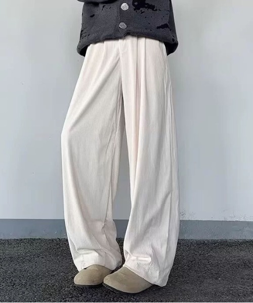 DOUBLE STEAL(ダブルスティール)の「DSコーデュロイタックバルーンパンツ(その他パンツ・メンズ・ベージュ/ブラウン/ブラック/オフホワイト・LARGE/X-LARGE/MEDIUM)」の2枚目の写真