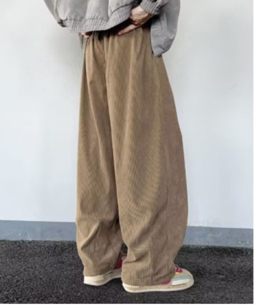 DOUBLE STEAL(ダブルスティール)の「DSコーデュロイタックバルーンパンツ(その他パンツ・メンズ・ベージュ/ブラウン/ブラック/オフホワイト・LARGE/X-LARGE/MEDIUM)」の9枚目の写真