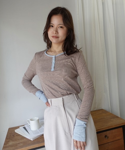 CORNERS(コーナーズ)の「メランジリブヘンリーネックバイカラートップス(Tシャツ/カットソー・レディース・ベージュ系その他/ブラウン/ブラック・M)」の11枚目の写真