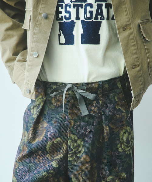 JOURNAL STANDARD(ジャーナルスタンダード)の「バイアスカット フラワー オーバー パンツ(スラックス・メンズ・ネイビー/グリーン・SMALL/MEDIUM/LARGE)」の8枚目の写真
