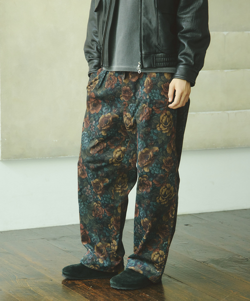 JOURNAL STANDARD(ジャーナルスタンダード)の「バイアスカット フラワー オーバー パンツ(スラックス・メンズ・ネイビー/グリーン・SMALL/MEDIUM/LARGE)」の13枚目の写真