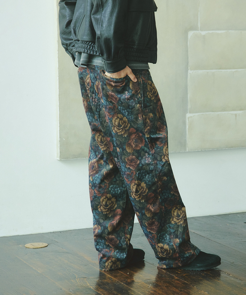 JOURNAL STANDARD(ジャーナルスタンダード)の「バイアスカット フラワー オーバー パンツ(スラックス・メンズ・ネイビー/グリーン・SMALL/MEDIUM/LARGE)」の14枚目の写真
