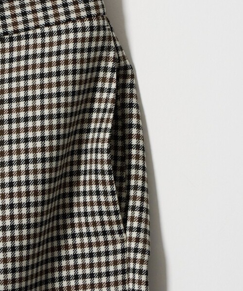 UNITED ARROWS(ユナイテッドアローズ)の「モダンチェック ノープリーツ ワイドストレート パンツ(スラックス・メンズ・ブラック・S/XL/L)」の12枚目の写真